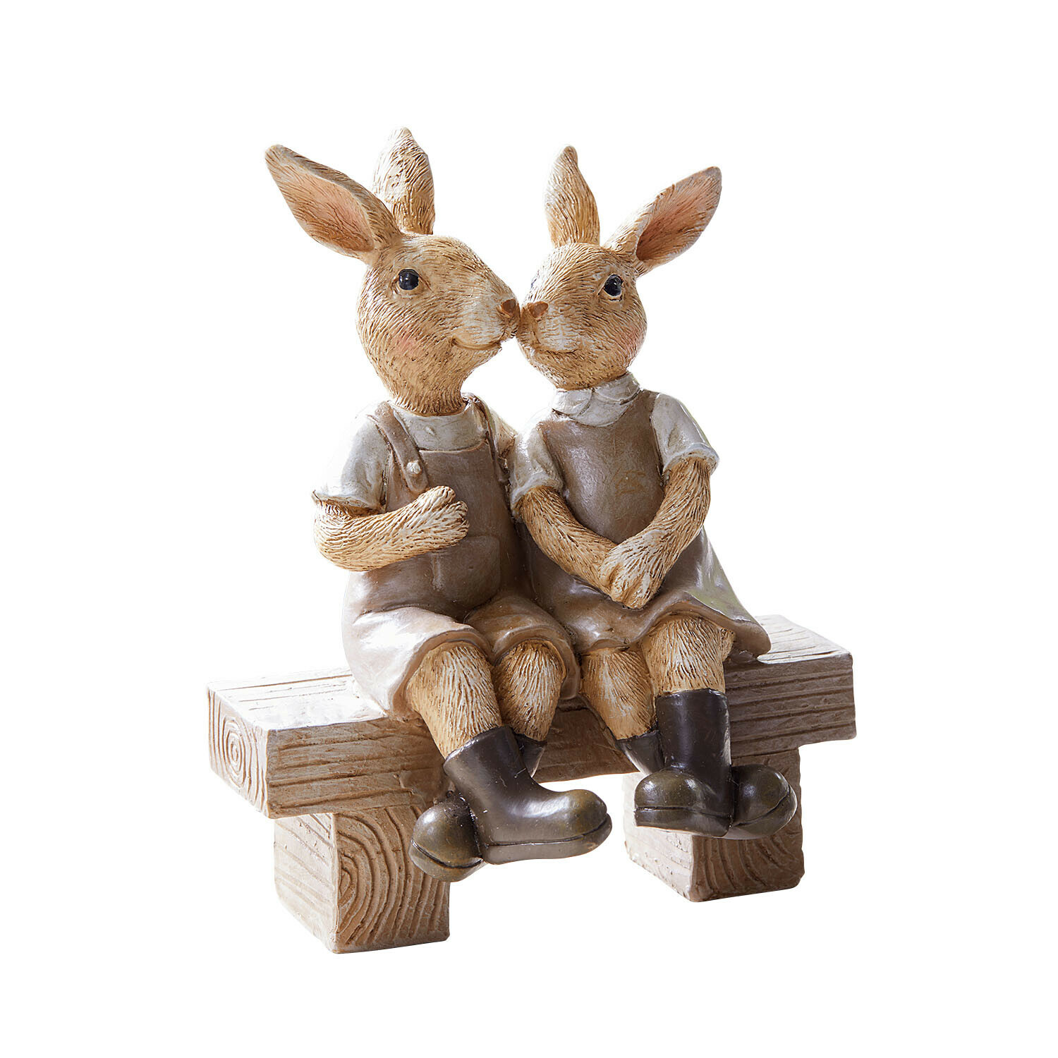 Hasen Faylin Figur zweier Hasen aus Kunstharz in beiger Kleidung auf Holzbank sitzend, Frühlingsdeko