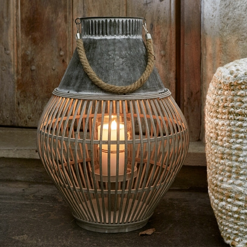 Metalllaterne mit geflochtenem Schirm und Hanfgriff, dekorative Lampe mit Kerze