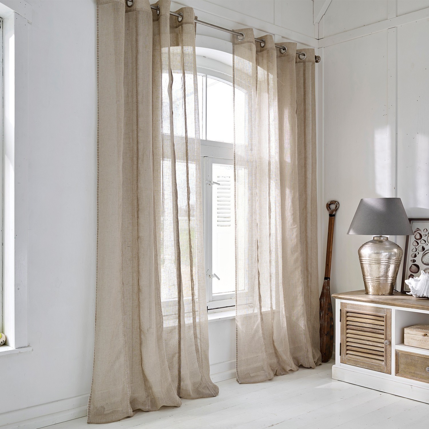 Gardine Blanchy Beige Vorhang aus natürlichem Leinen, leicht und transparent, ideal für helle Räume