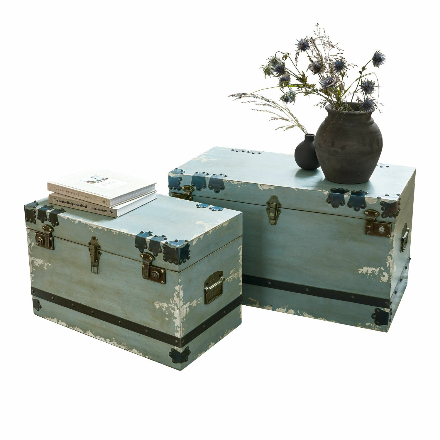 Truhe 2er Set Gorman Zwei blaue Holzkisten mit Metallbeschlägen im Vintage-Stil als Aufbewahrung und Dekoration