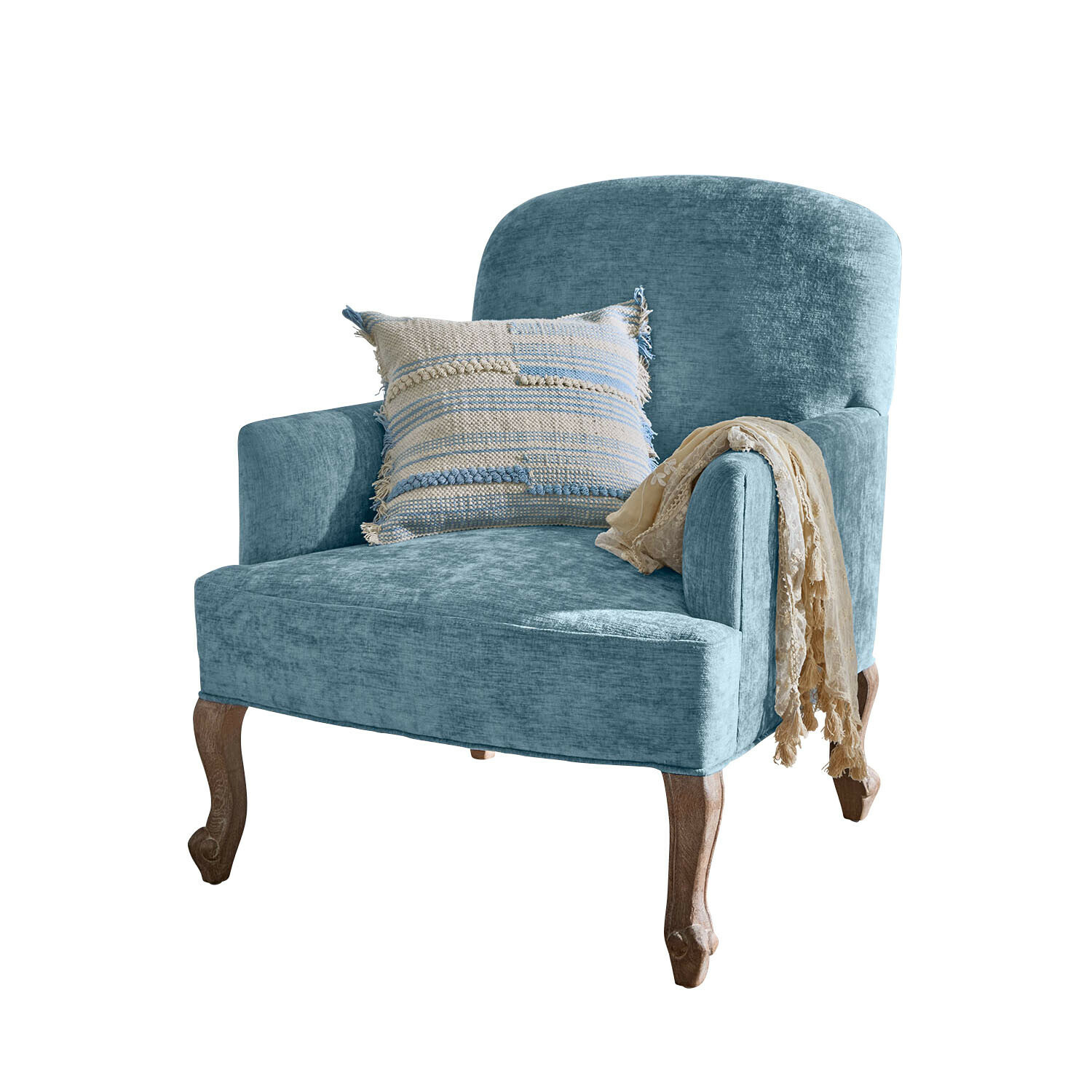 Sessel Clairmont Bleu Blauer Polsterstuhl mit Holzbeinen, dekorativem Kissen und beiger Decke, gemütliches Sitzmöbel