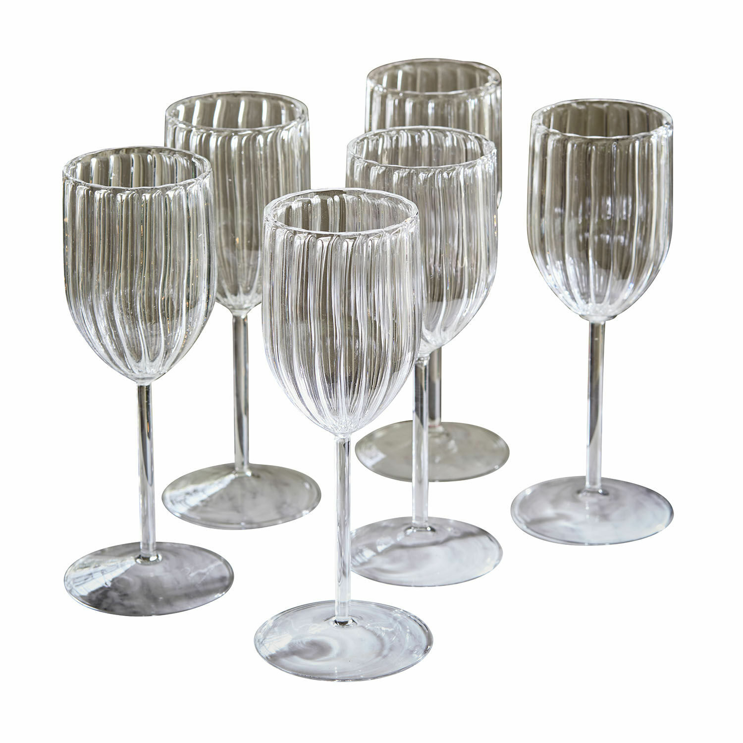 Set aus sechs transparenten Weingläsern aus geriffeltem Glas, elegantes Design für Zuhause