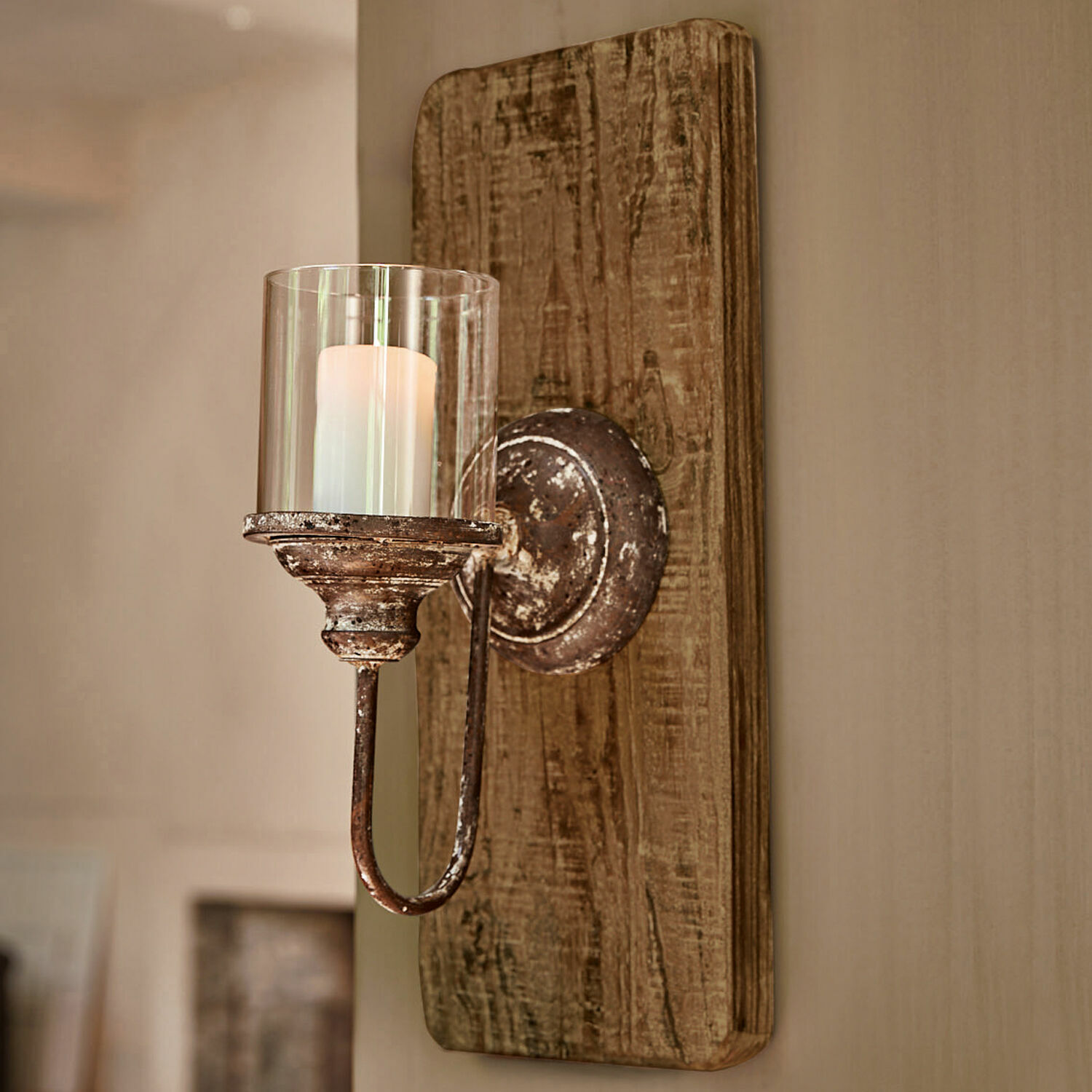 Wandkerzenhalter Vios Rustikaler Wandkerzenhalter aus Metall und Holz in Braun mit Glas für Kerze zur Wanddekoration