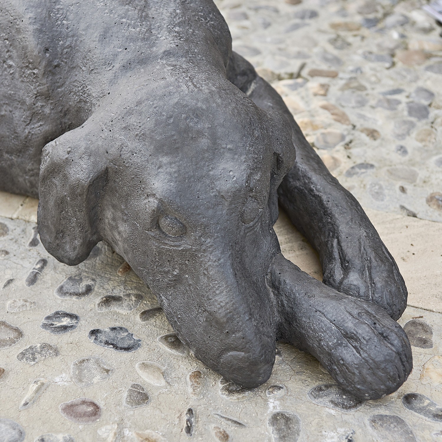 Deko-Hund Baldo
