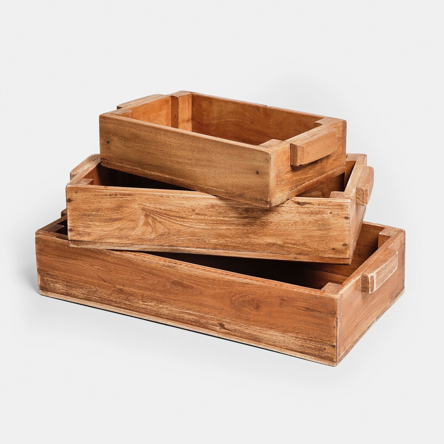 Box 3er Set Tarevo Set aus drei Holztabletts in natürlicher Farbe zum Servieren und Dekorieren