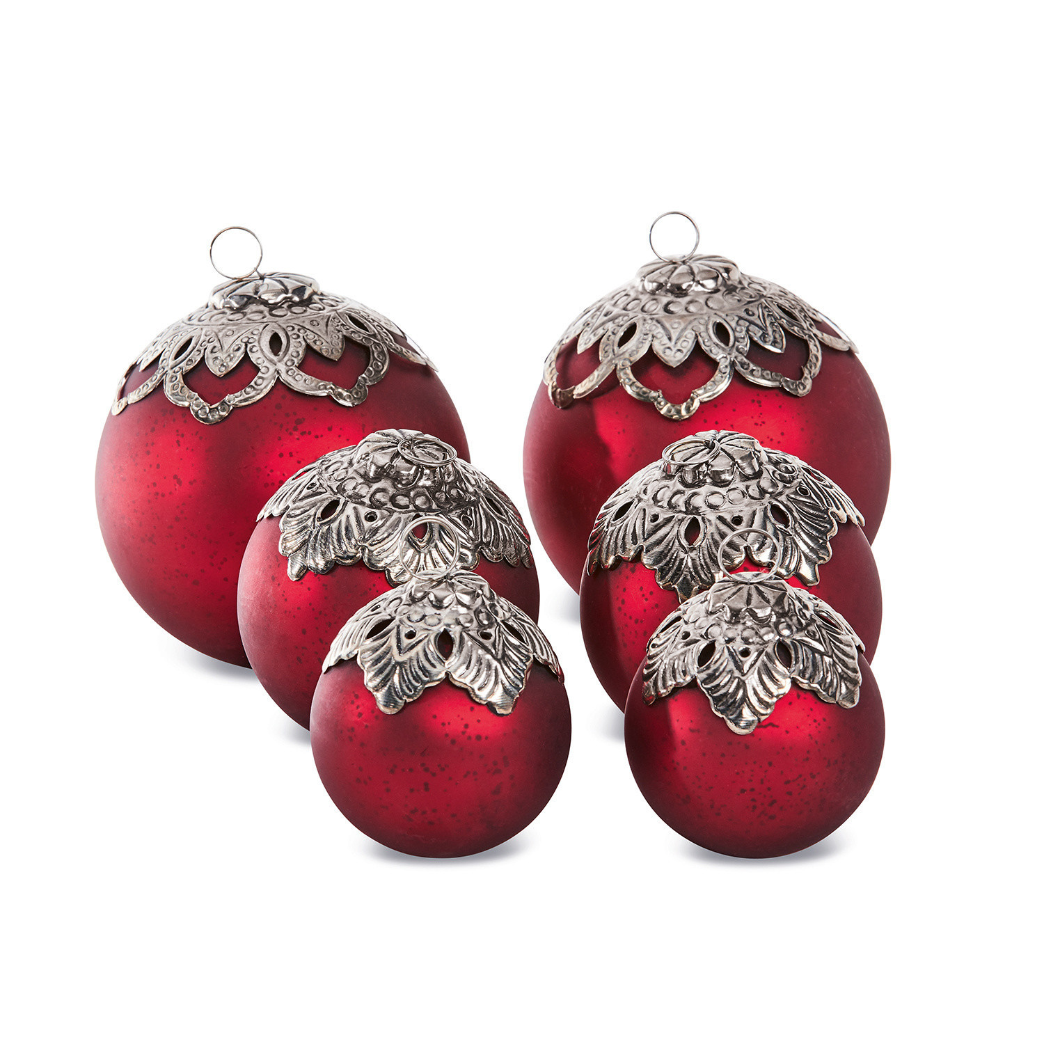 Weihnachtsschmuck 6er Set Valyn Set aus roten Christbaumkugeln aus Glas mit dekorativen silbernen Verzierungen für den Baum