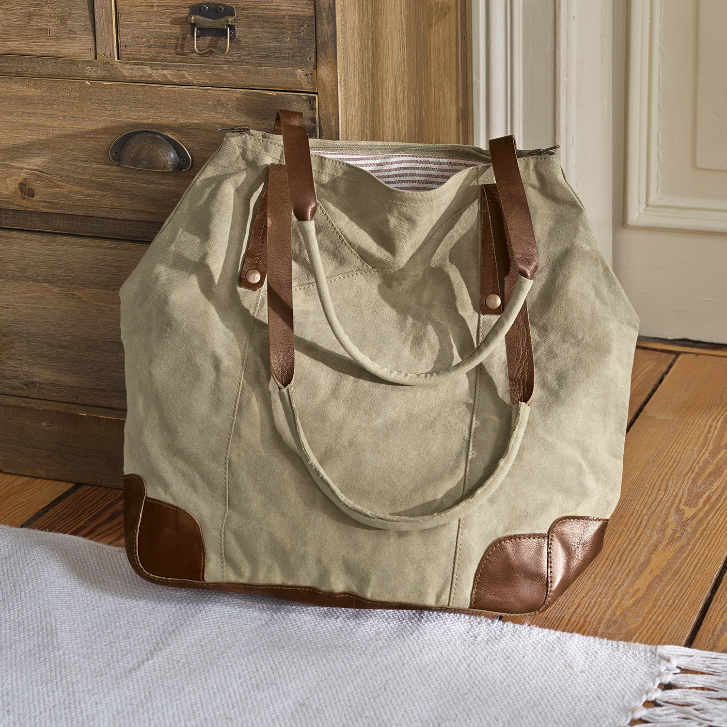 Tasche Padme Beige Stofftasche mit braunen Ledergriffen und Eckverstärkungen, praktische Einkaufstasche