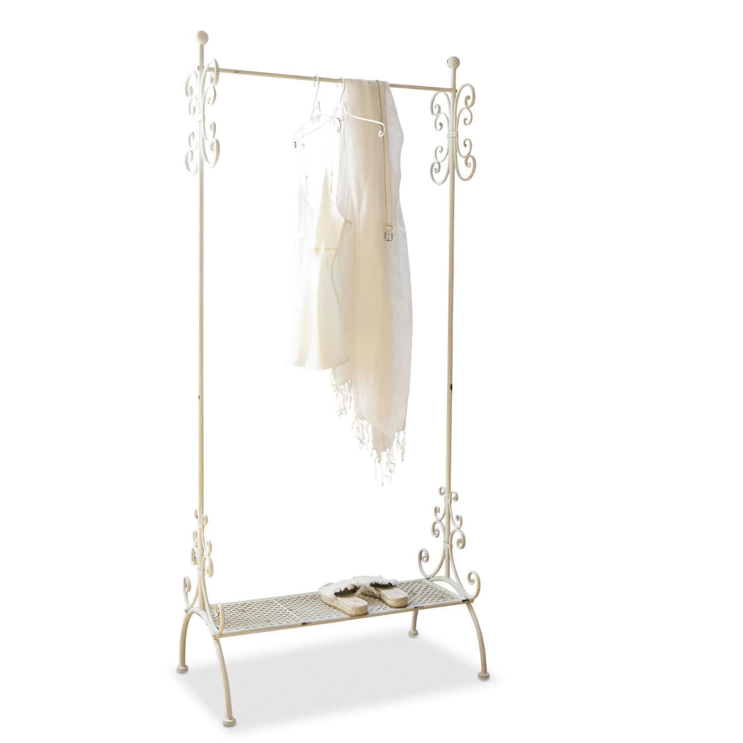 Garderobe Épinay Metall-Kleiderständer in Creme mit dekorativen Details und Schuhablage für den Flur