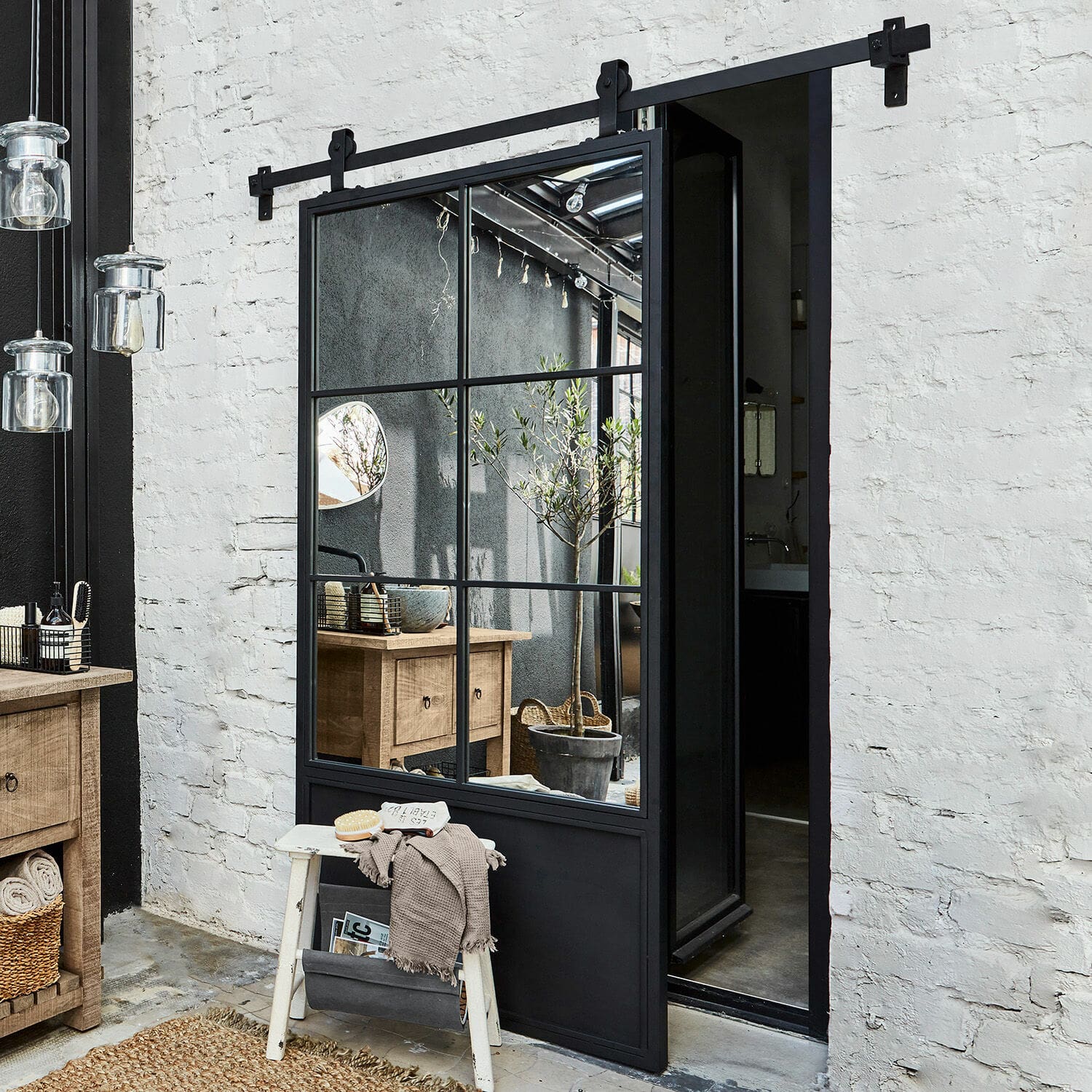Schiebetür Bonnaire Schwarze Metall-Schiebetür mit Spiegel im Industrie-Stil für modernes Interieur
