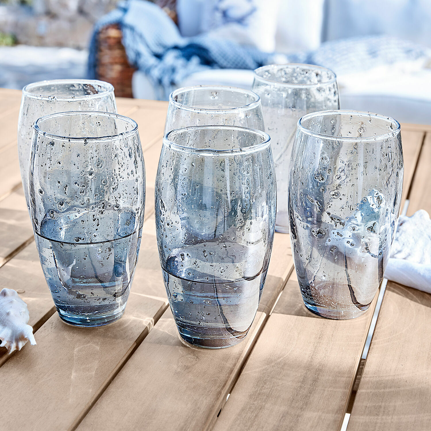 Glas 6er Set Kampala Sechsteiliges Set blauer Gläser mit Luftblasen, ideal für Getränke auf der Terrasse