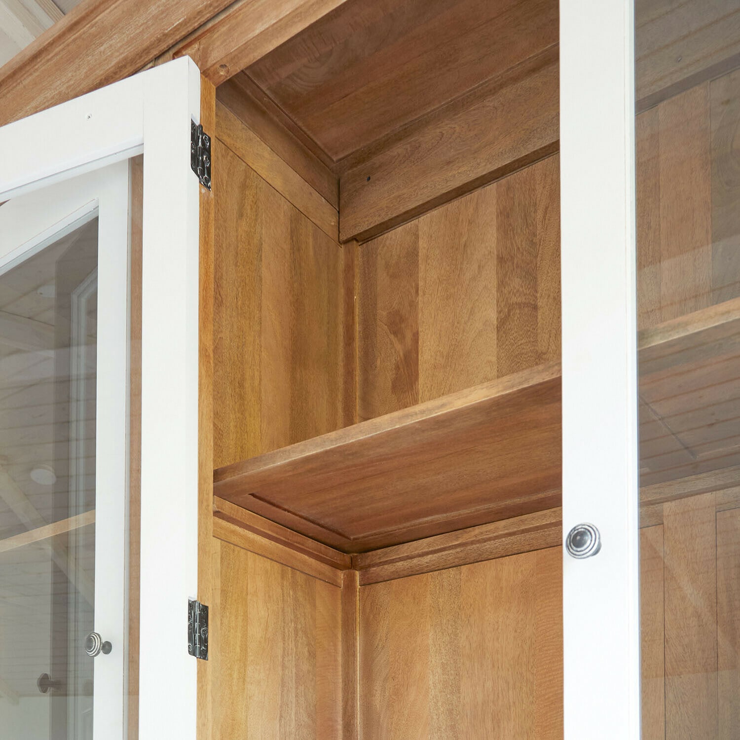 Schrank Isaverny