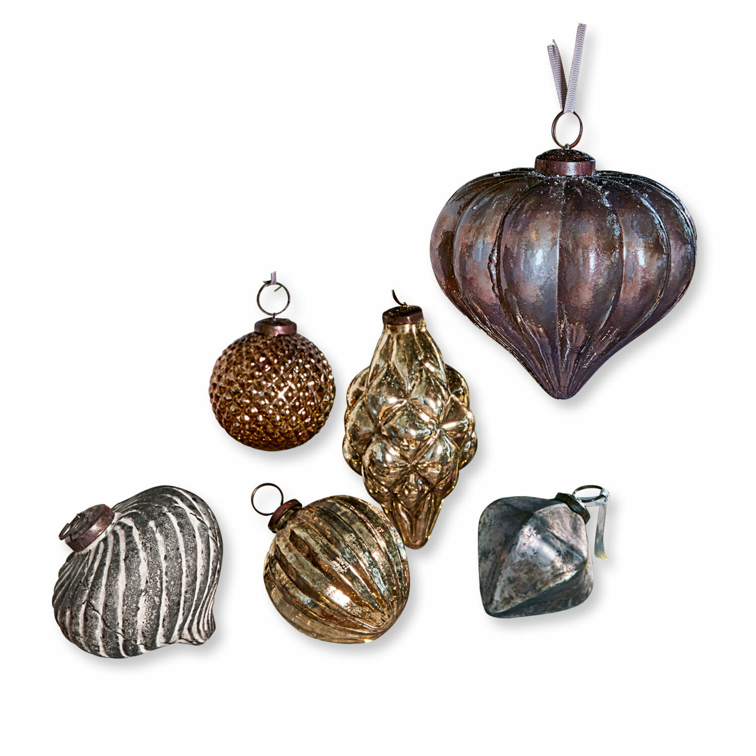 Weihnachtsschmuck 6er Set Alva Set aus sechs metallischen Weihnachtskugeln in verschiedenen Formen und Farben zur Baumdekoration