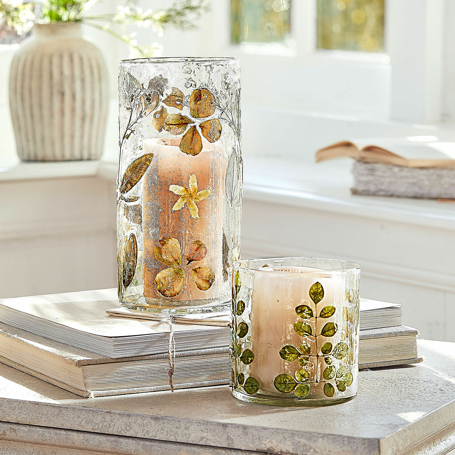 Windlicht 2er Set Quoturi Glaswindlichter mit getrockneten Blüten und Blättern, natürliche Deko für gemütliche Räume