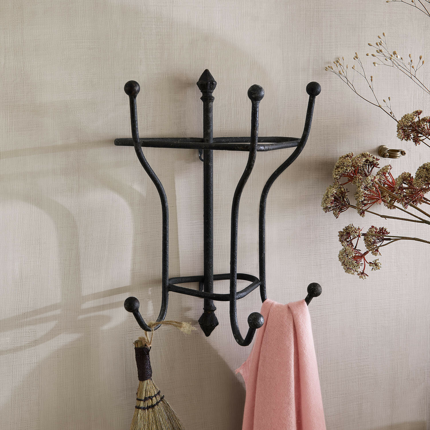Wandgarderobe Arnval Schwarzer Metall-Wandhaken mit Kleiderhaken für Flur und Garderobe