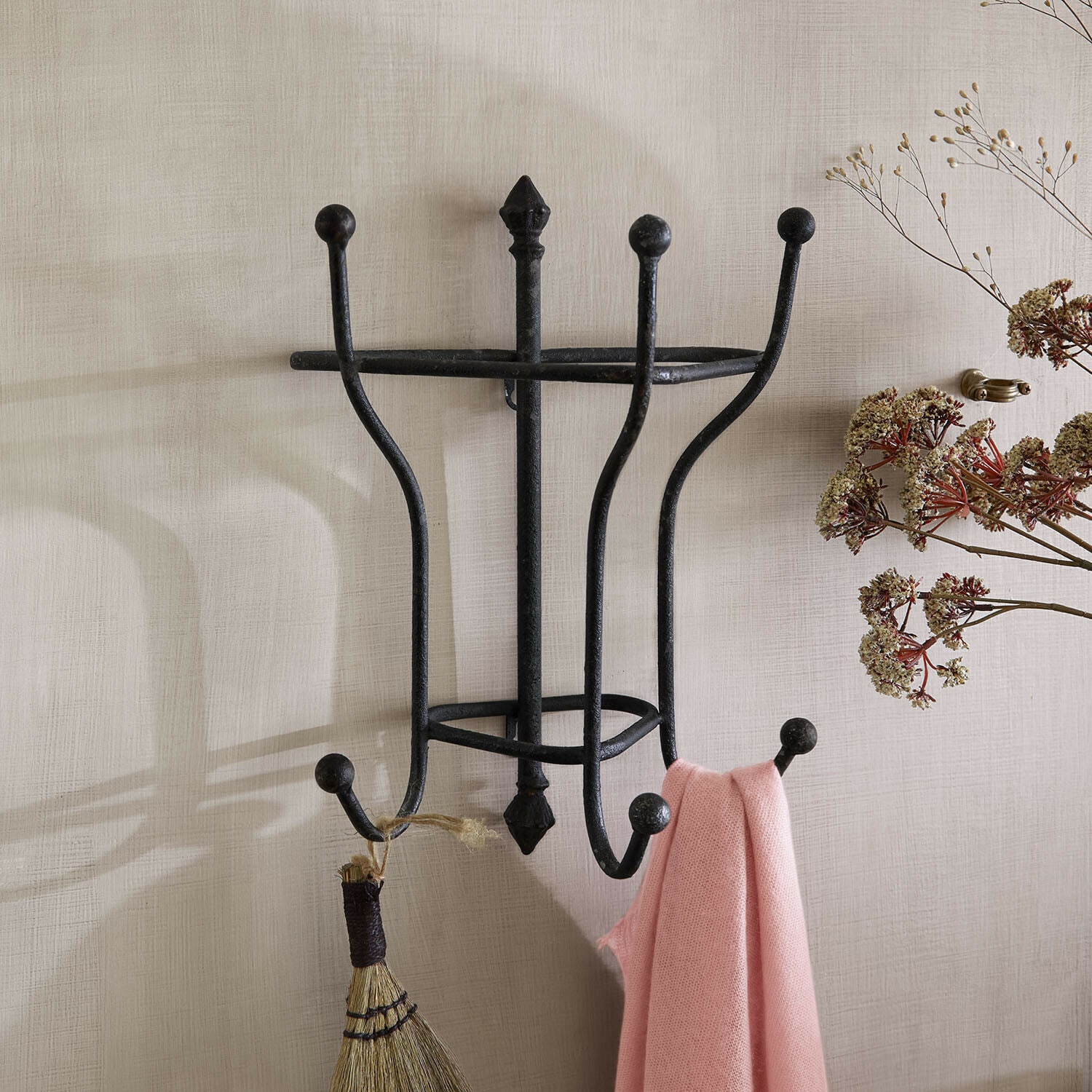 Wandgarderobe Arnval Schwarzer Metall-Wandhaken mit Kleiderhaken für Flur und Garderobe
