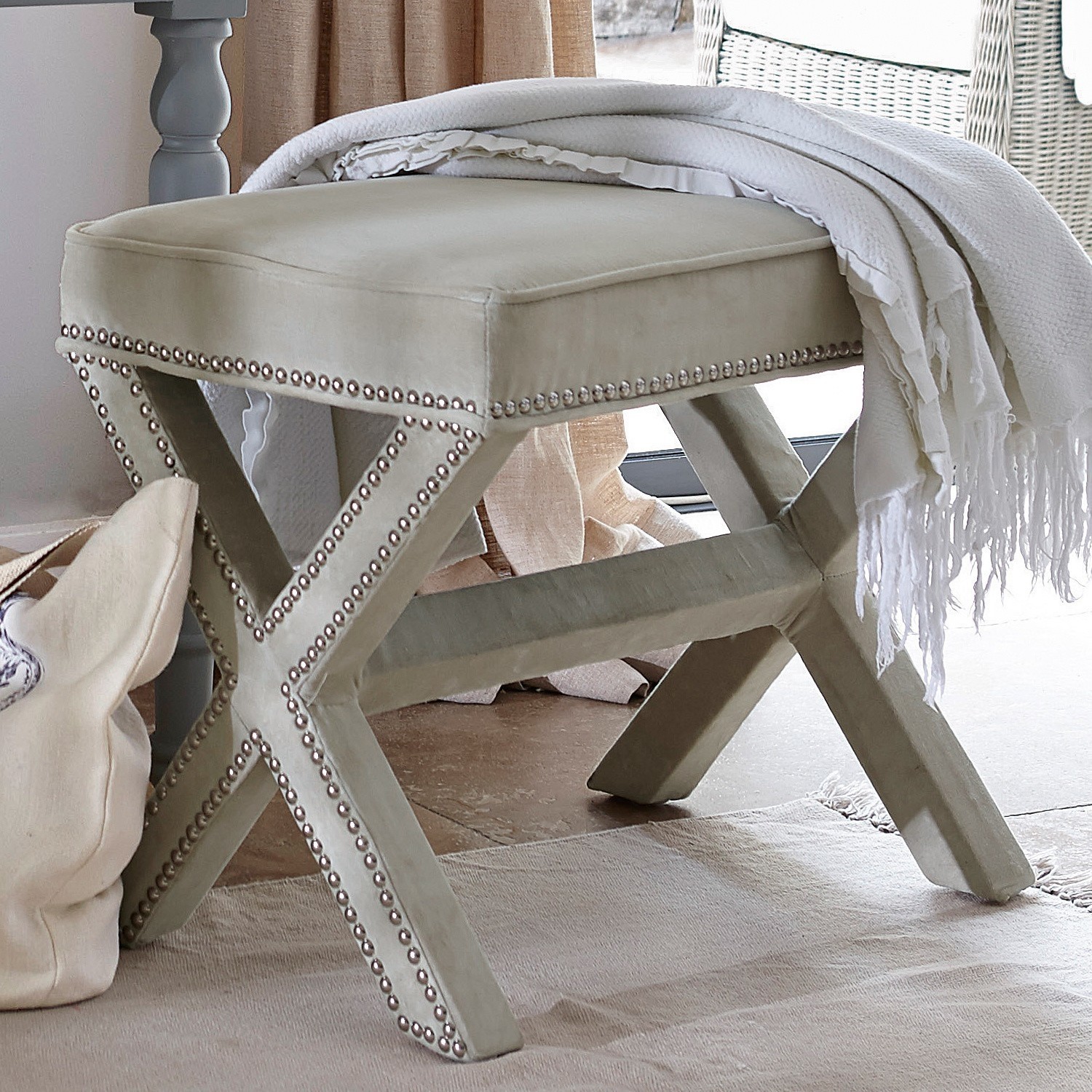 Hocker Cato
