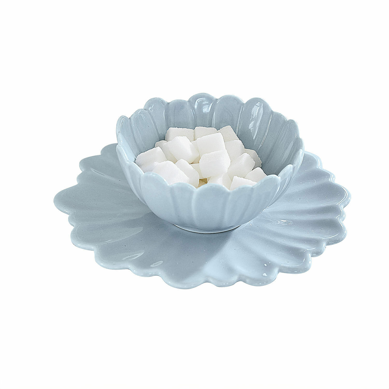 Teller und Schüssel Tichborne Hellblaue Keramikschale und Teller in Blumenform mit Zuckerwürfeln, Tischdekoration