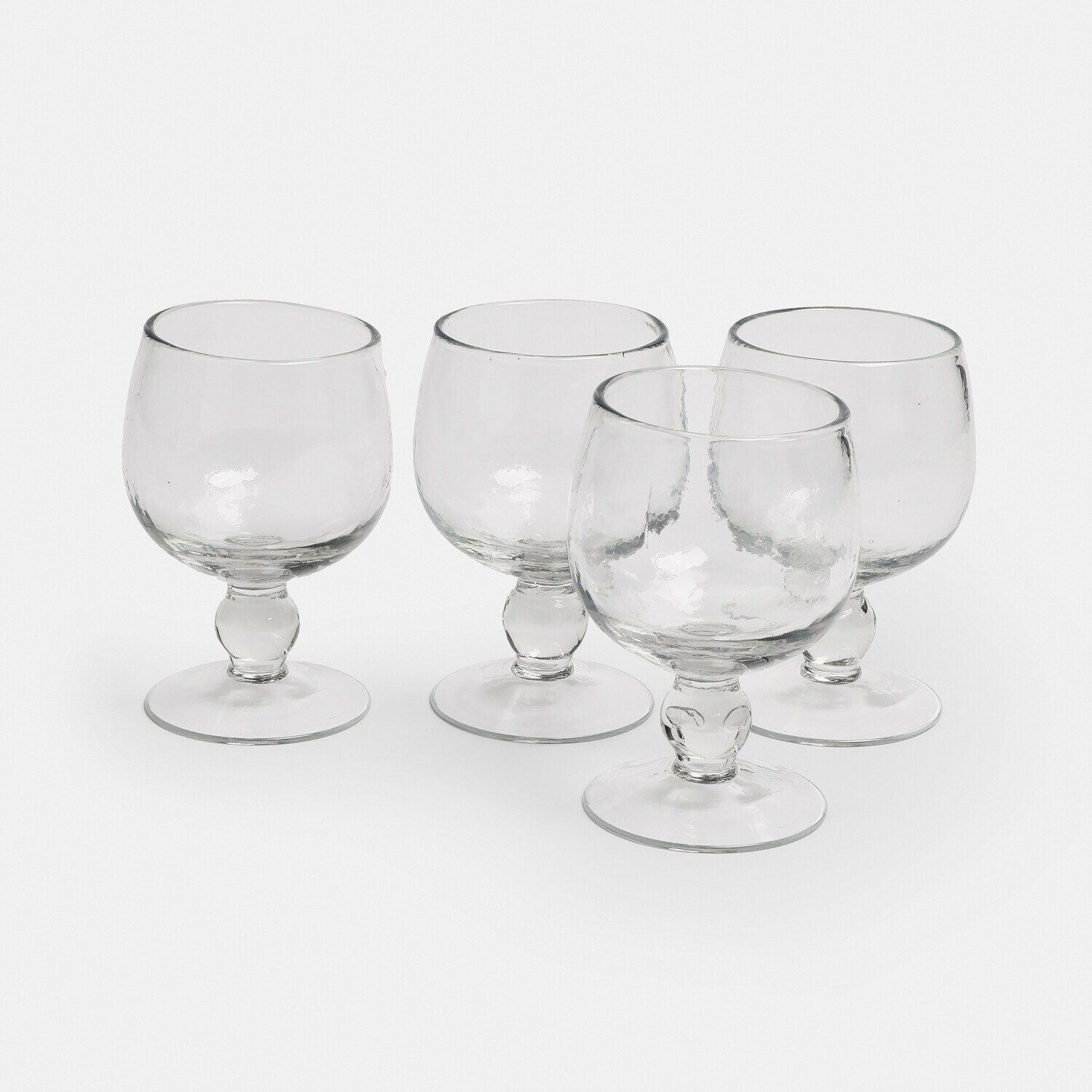 Glas 4er Set Vinoros Set aus vier klaren Glasgläsern mit Stiel für alkoholische Getränke