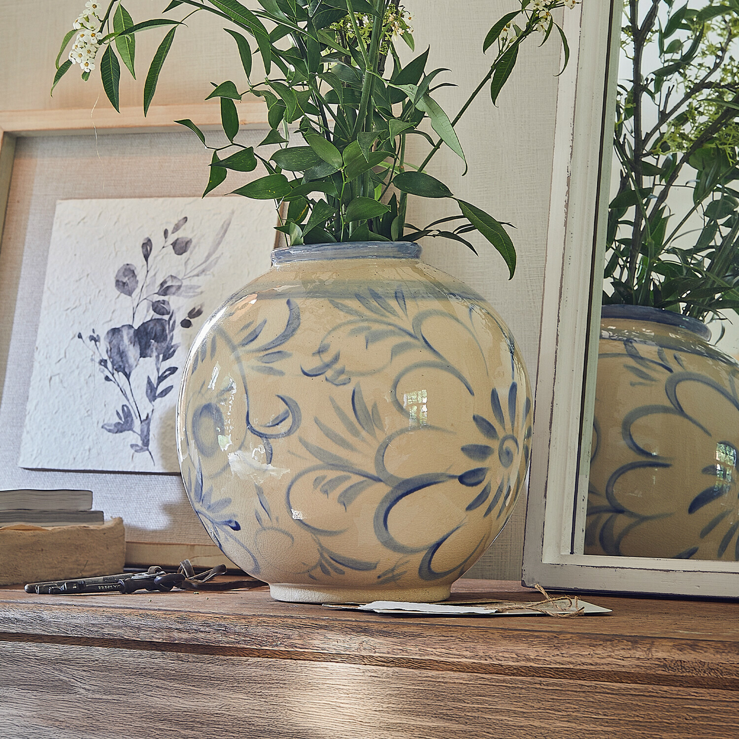 Vase Oviren